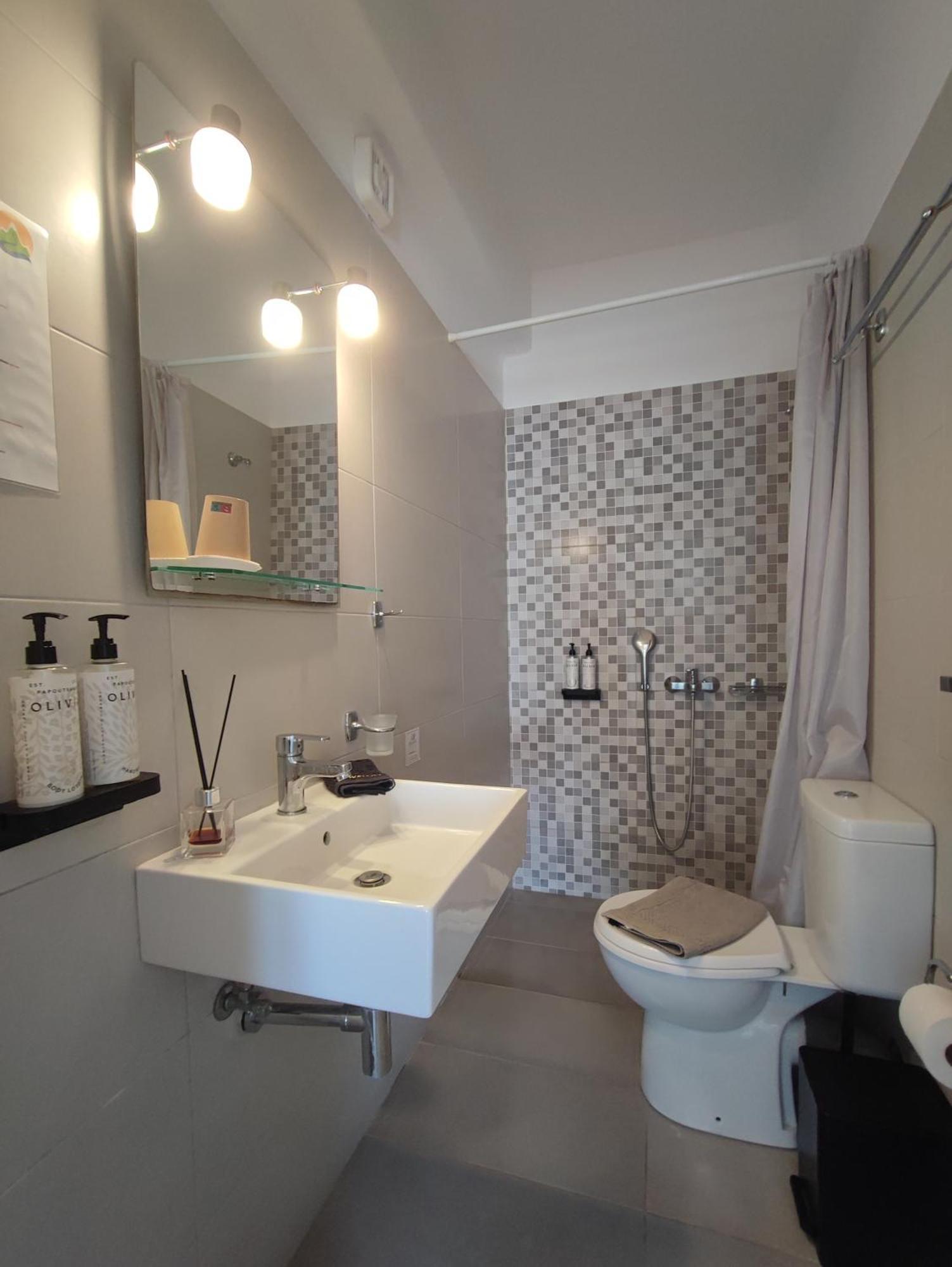 The Cliff Reflections - Adults Only Apartment Megalochori  Luaran gambar