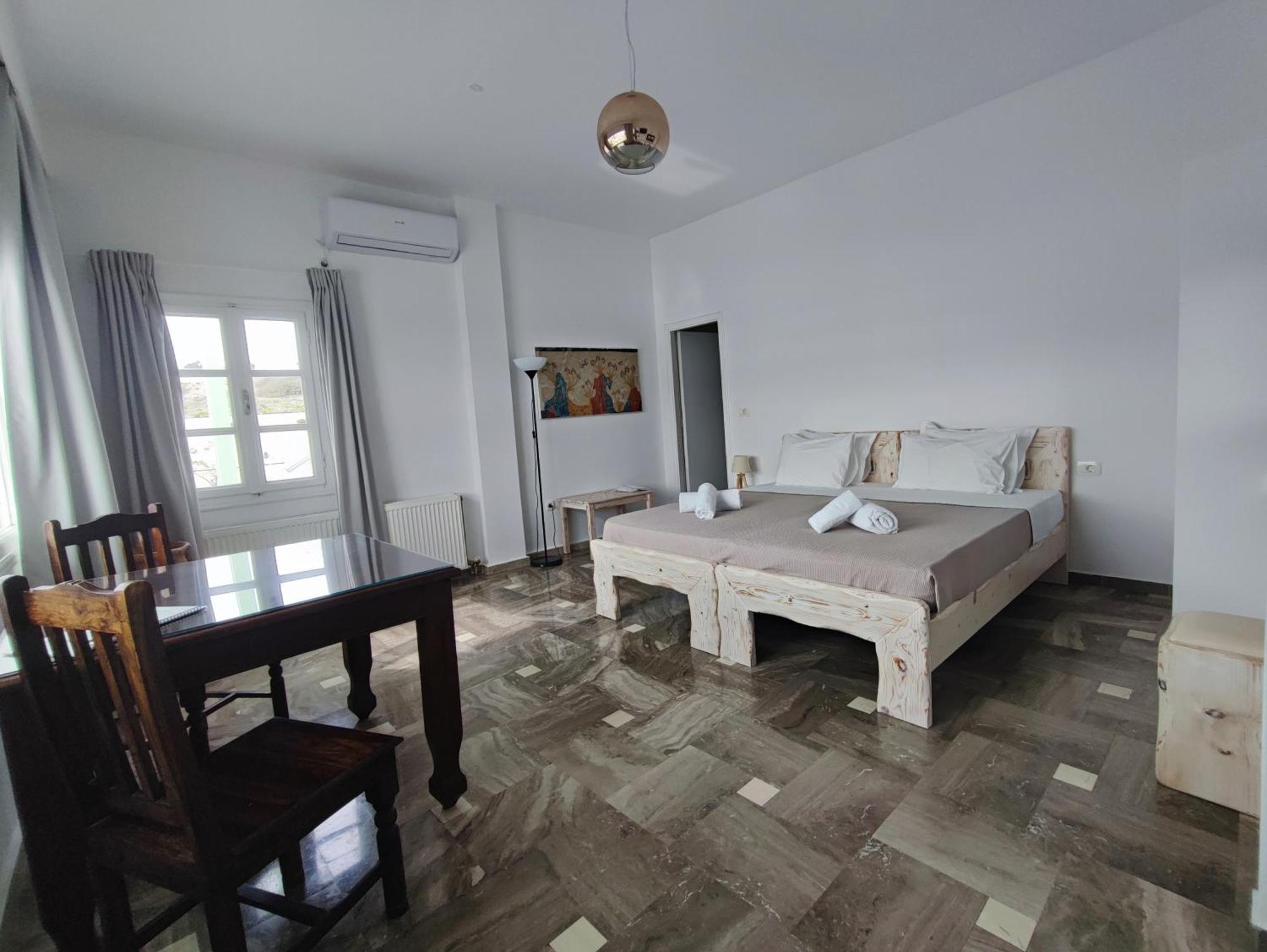 The Cliff Reflections - Adults Only Apartment Megalochori  Luaran gambar