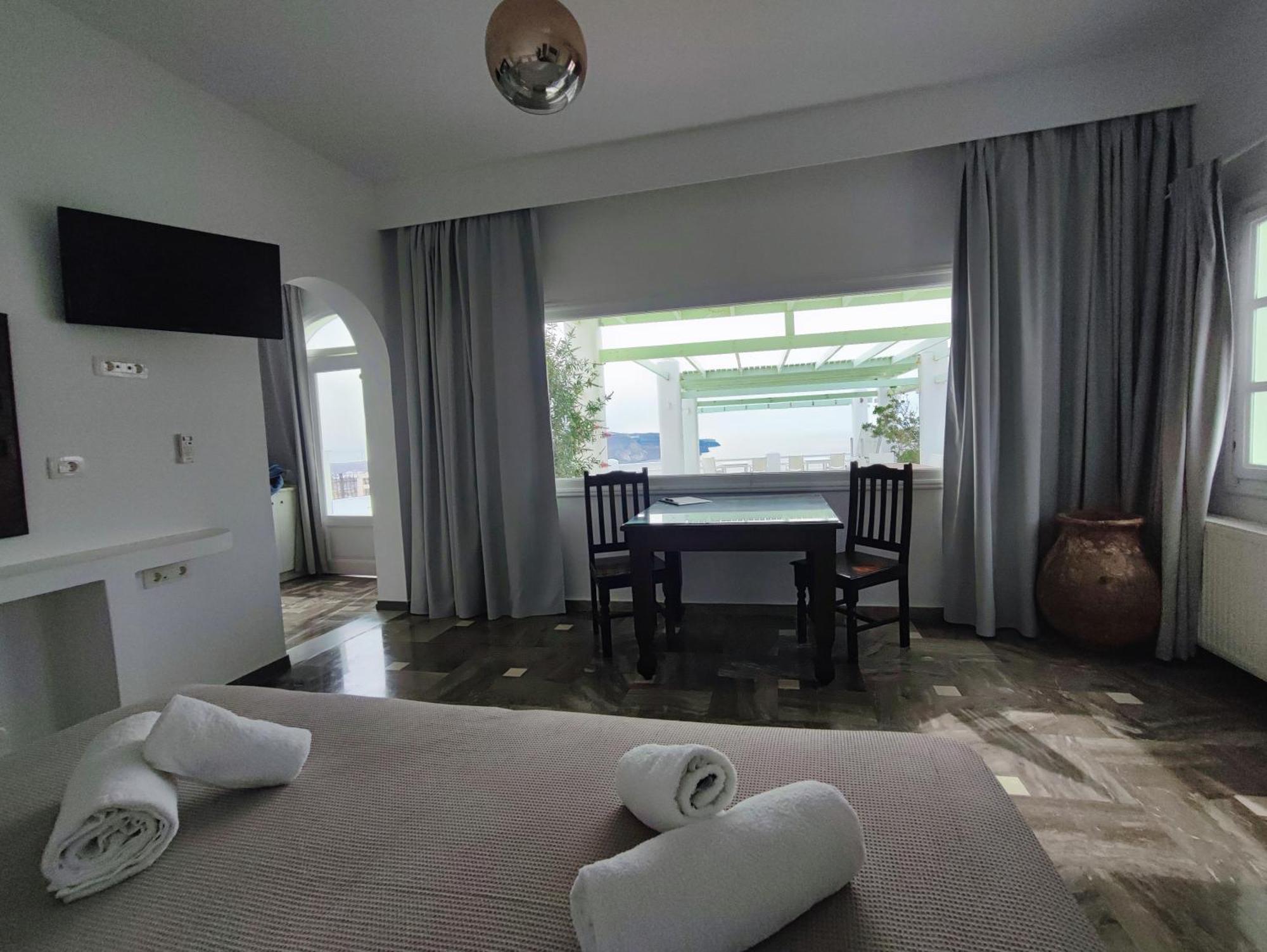 The Cliff Reflections - Adults Only Apartment Megalochori  Luaran gambar